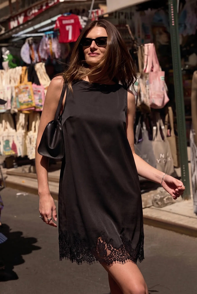 Ava Dress-Black