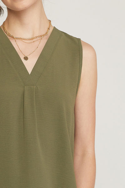 Simple Work Top- Olive